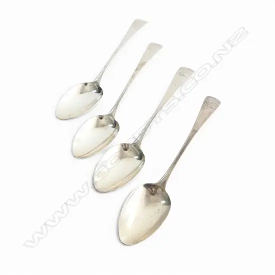 4 GEORGIAN S/SILVER AMOURIALED DESSERT SPOONS 140GMS