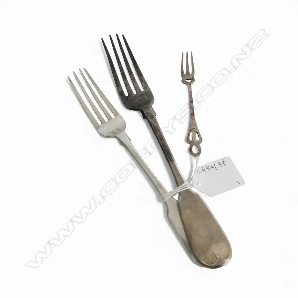 3 S/SILVER FORKS DIFFERENT SIZES 113GMS Image 1++