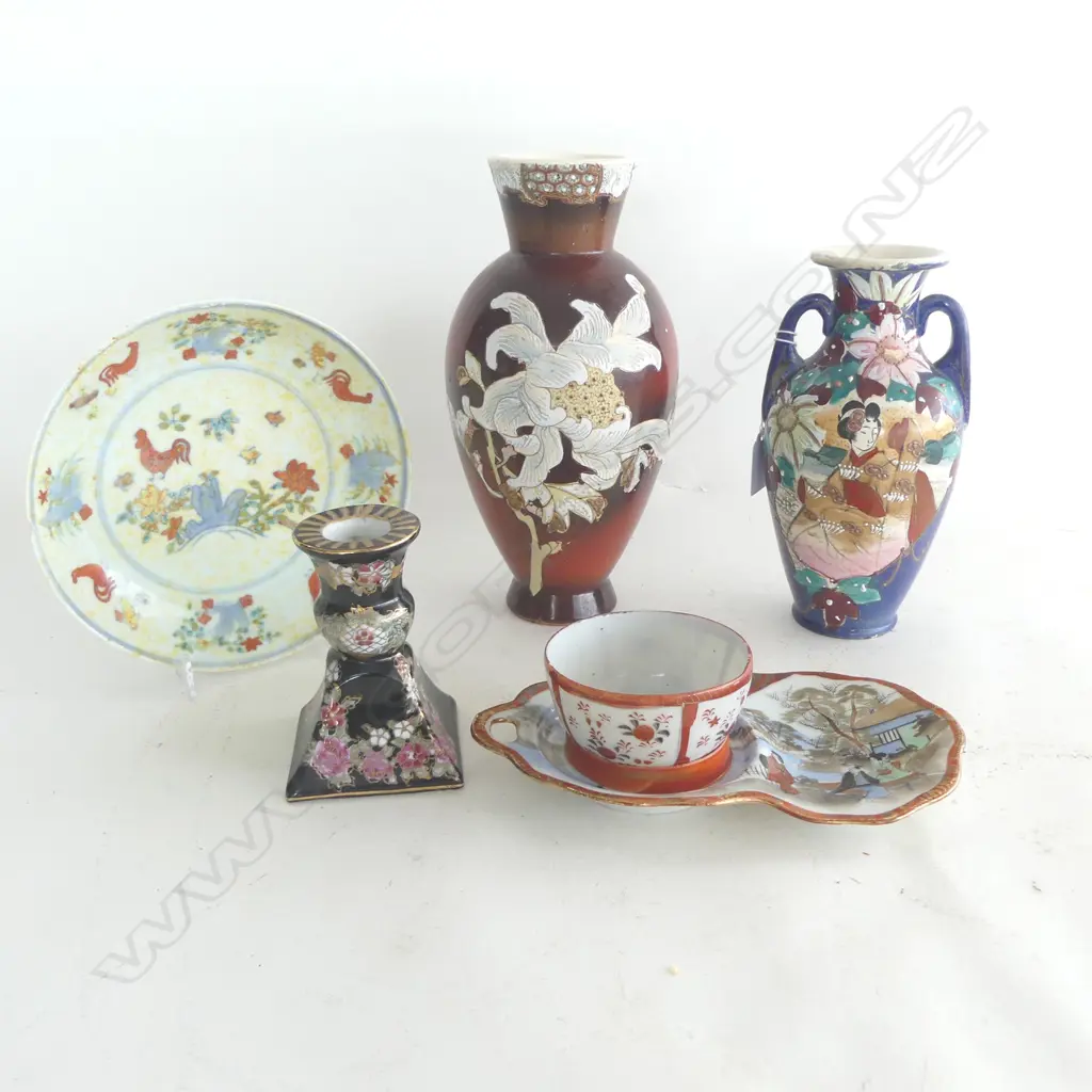 5 PCES ORIENTAL CHINA; 2 VASES H.245mm, DUCAI PLATE (RIM CHIP) 185mm dia, C/S, CANDLESTICK Image 1++