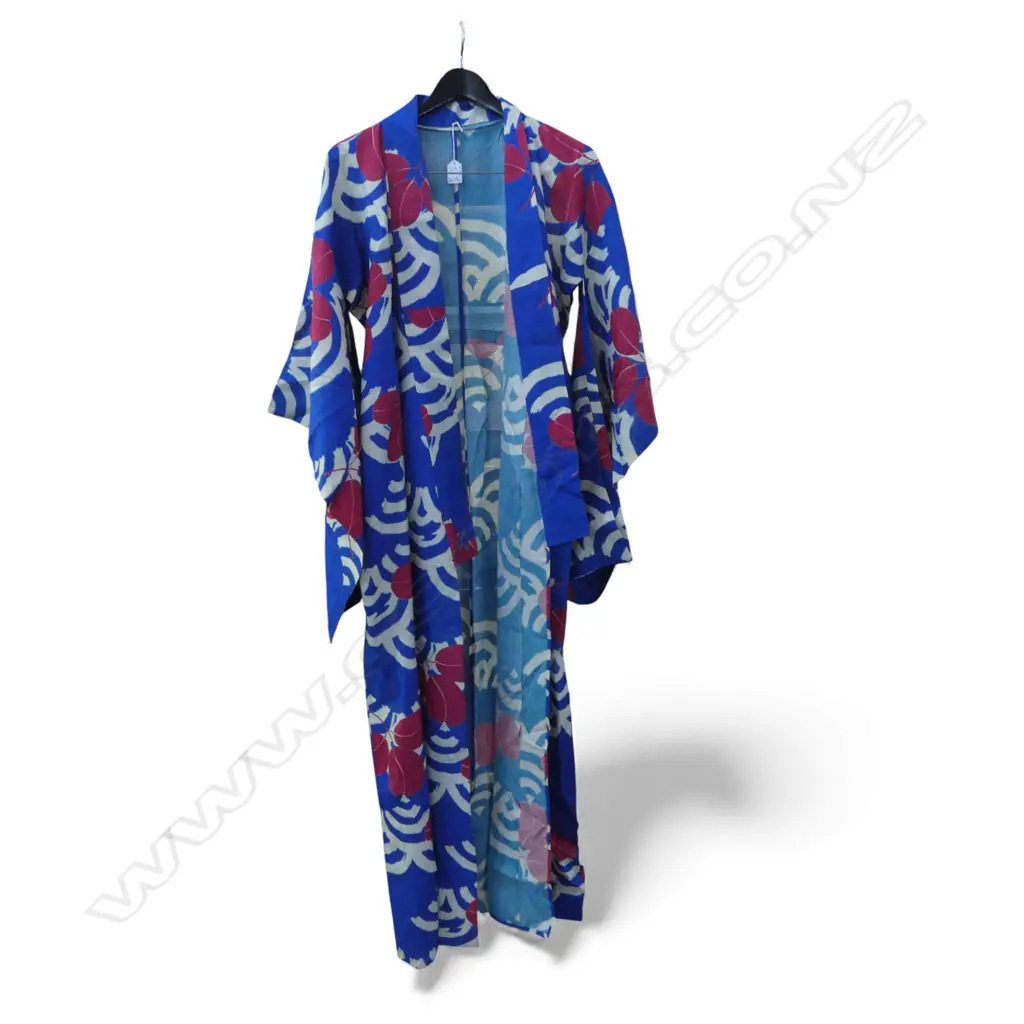 VINTAGE FULL LENGTH JAPANESE SILK KIMONO -CRIMSON BLUE & WHITE - NO LINING Image 1++