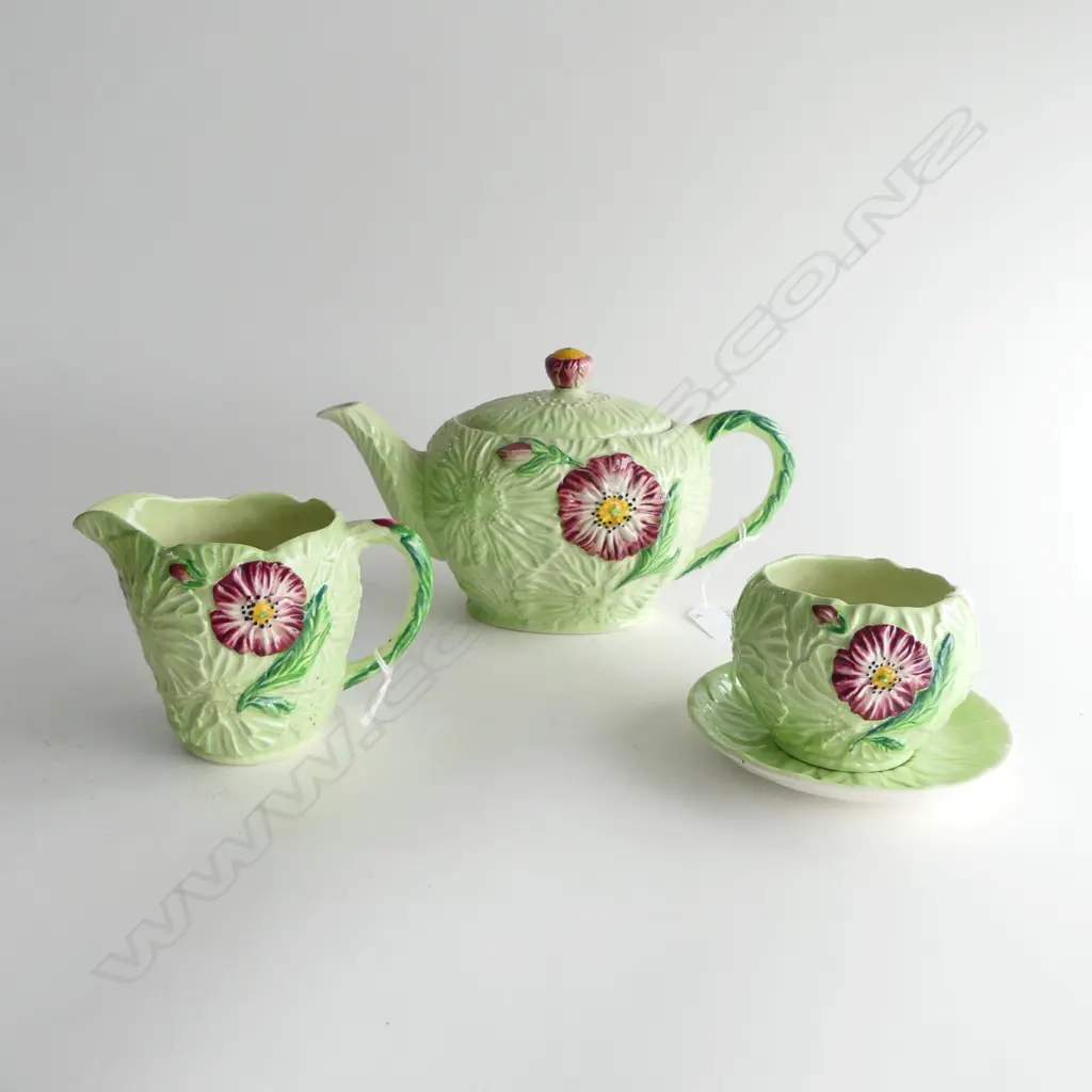 ASST. PCS CARLTON WARE 'POPPY' INCLDS; TEAPOT M/S, P/S, CRUET SET & JAM DISHES Image 1++