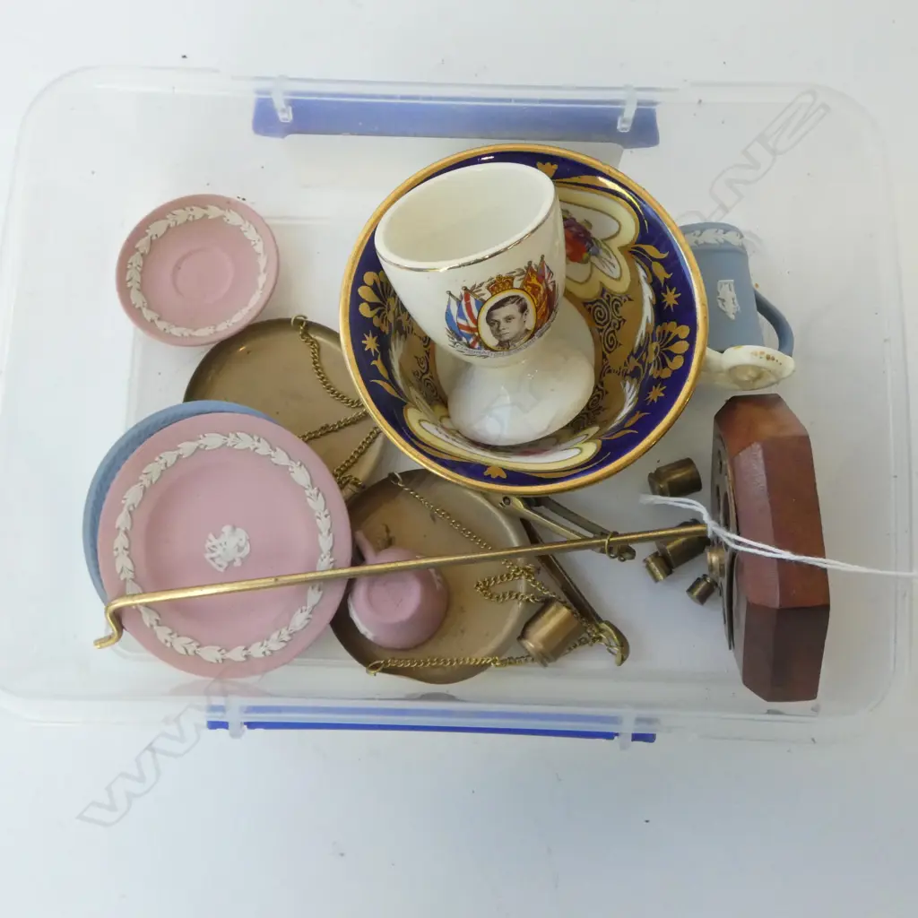 4 PCES CHINA + SCALES & WEIGHTS H.195mm Image 1++