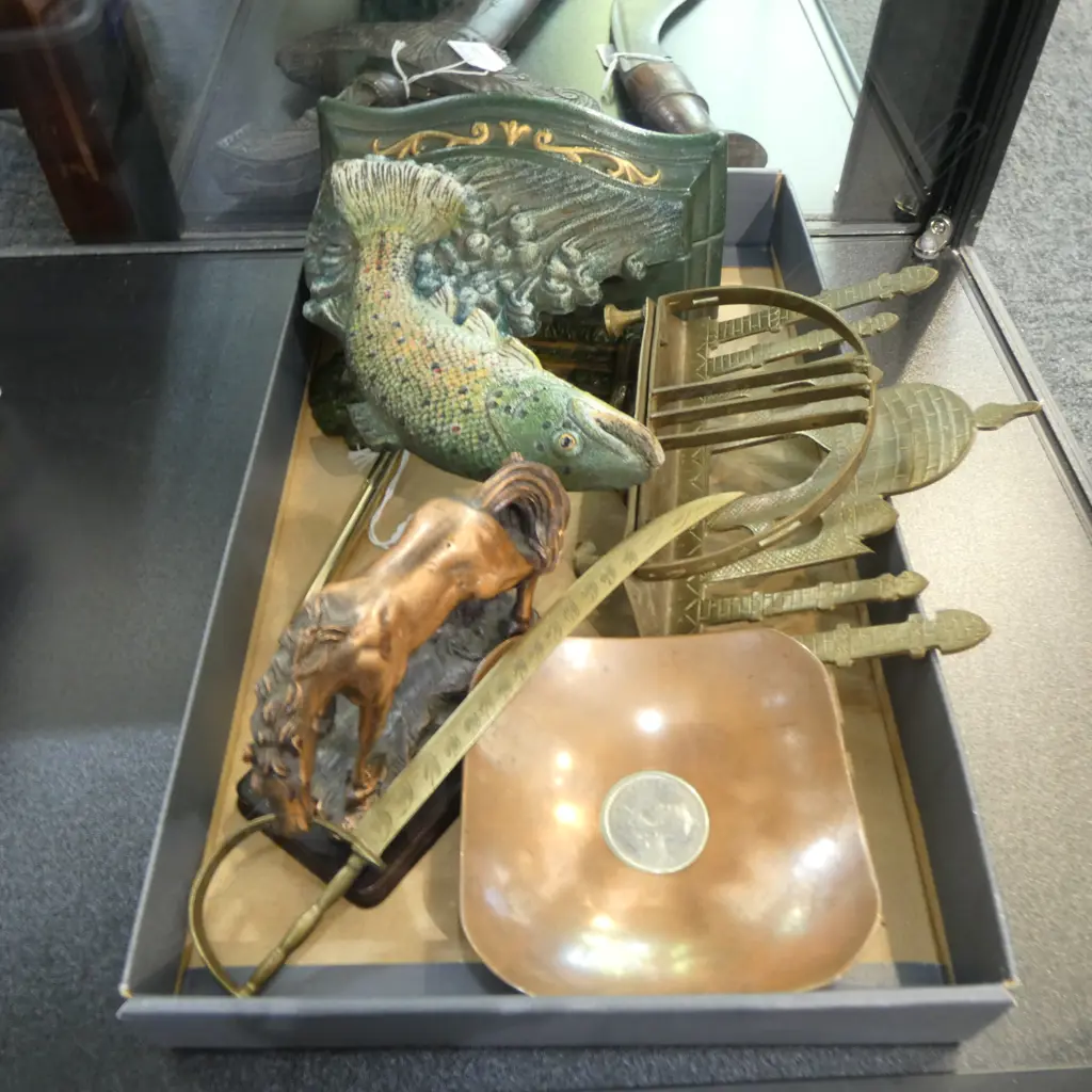 6 PCES; HORSE, COPPER DISH 110mm dia, LETTER HOLDER & OPENER, GP PEN, WRIGHT STUDIOS CAST IRON TROUT DOOR STOP H.170mm Image 1++