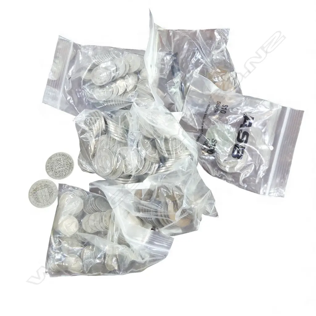 ASST. VINTAGE NZ COINS INCL. 3 HALF CROWNS Image 1++