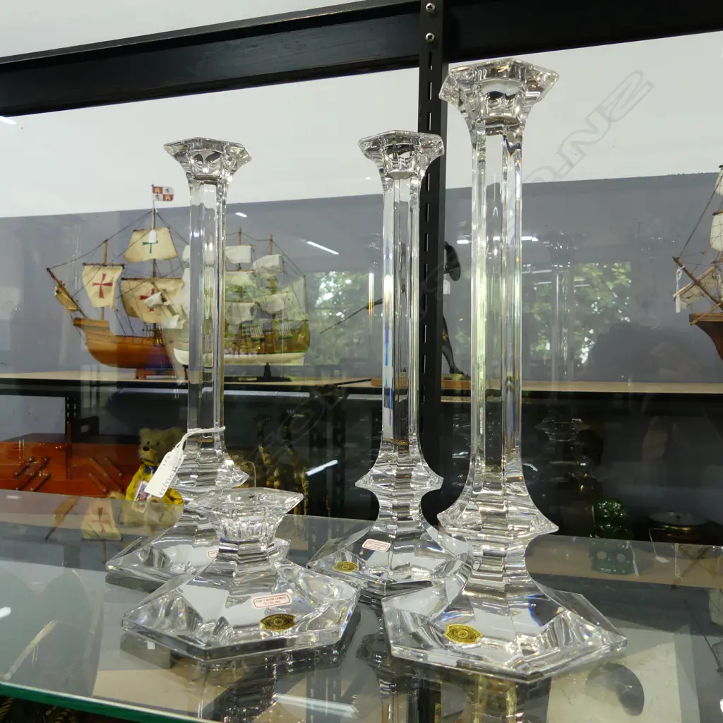 4 VAL SAINT LAMBERT CRYSTAL CANDLESTICKS (3x H.280mm, 1x 60mm) Image 1++