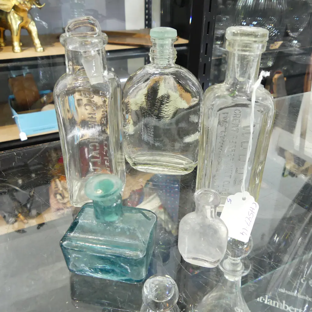 4 VINTAGE GLASS BOTTLES H.130mm Image 1++