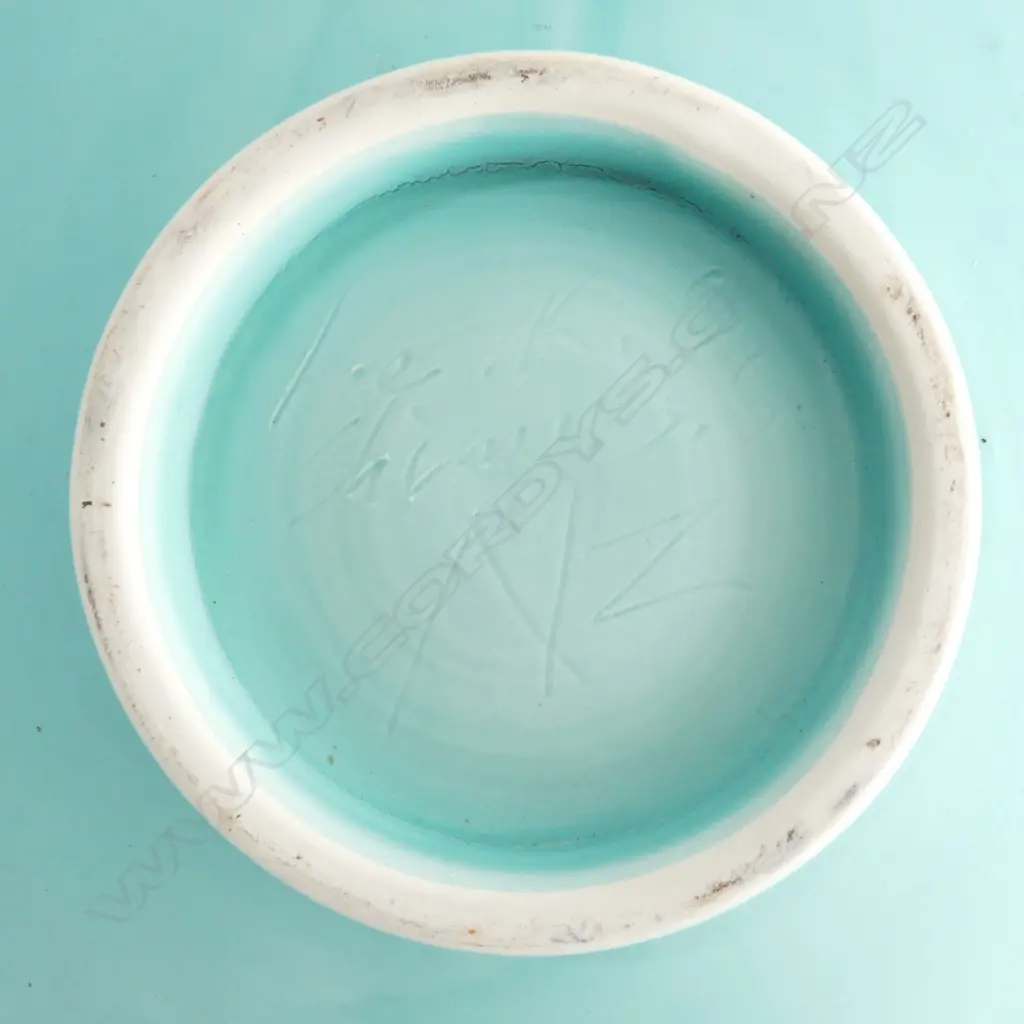 KEUM SUN LEE LRG FOOTED DISH, PALE MATTE GLAZE w KORU & FLORAL DESIGNS, Dia.360mm  Image 1++