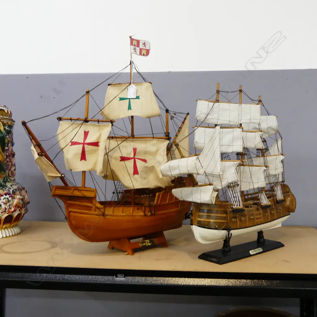 2 SAILING SHIP MODELS; 'CONFECTION' & 'SANTA MARIA 1492' H.580mm Image 1++