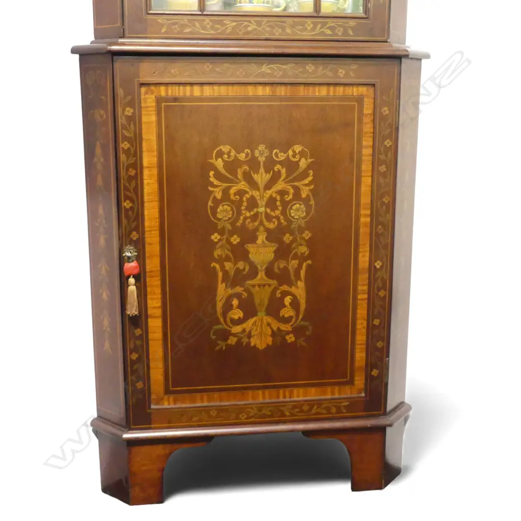 GEORGIAN STYLE INLAID CORNER CABINET 500x500x2050mm Image 1++