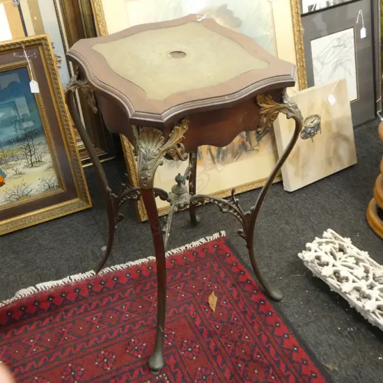 BRASS TOP PLANT STAND H.680mm