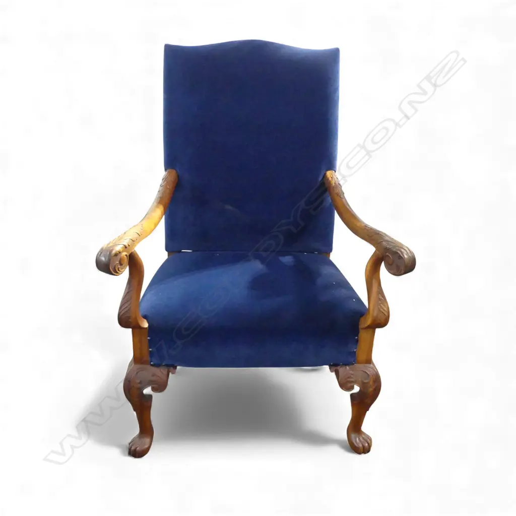 PR UPHOLSTERED ARMCHAIRS Image 1++