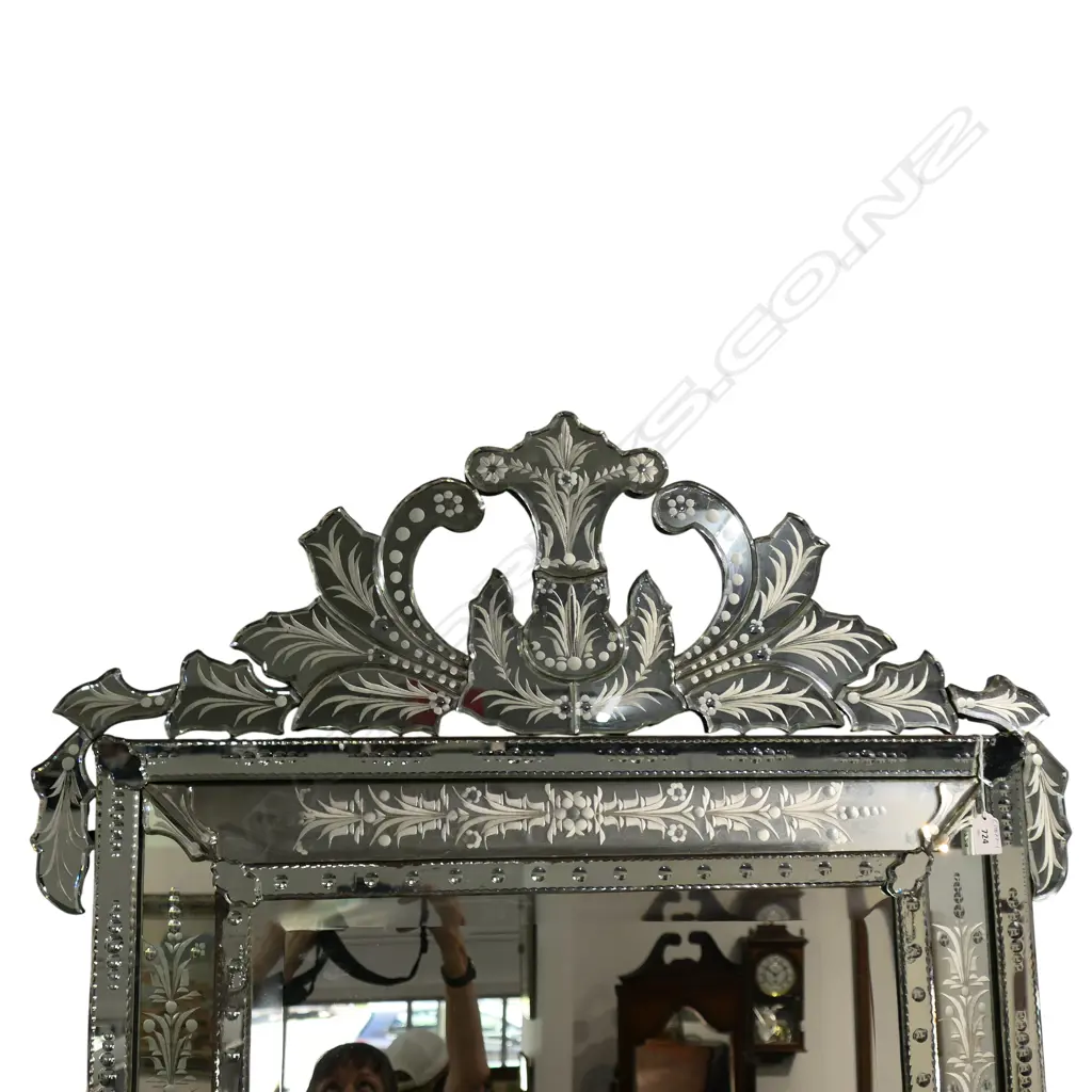 LARGE VENETIAN STYLE MIRROR H.1630mm Image 1++