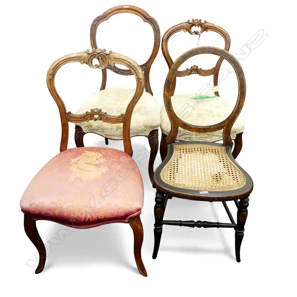 4 VICTORIAN CHAIRS Image 1++