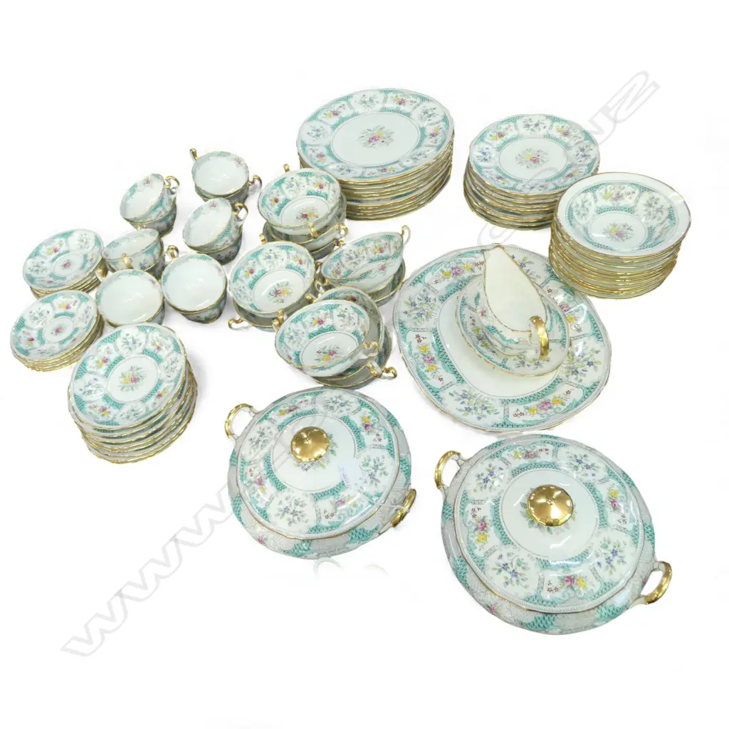 ADDERLEY CHINA DINNER SERVICE  Image 1++