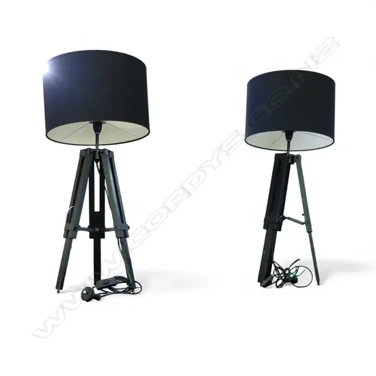 PR MODERN TRIPOD TABLE LAMPS H.750mm