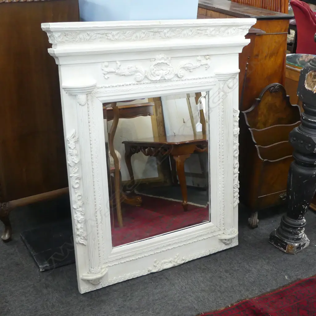 LG MIRROR w. WHITE PAINTED FRAME 1030x890mm Image 1++