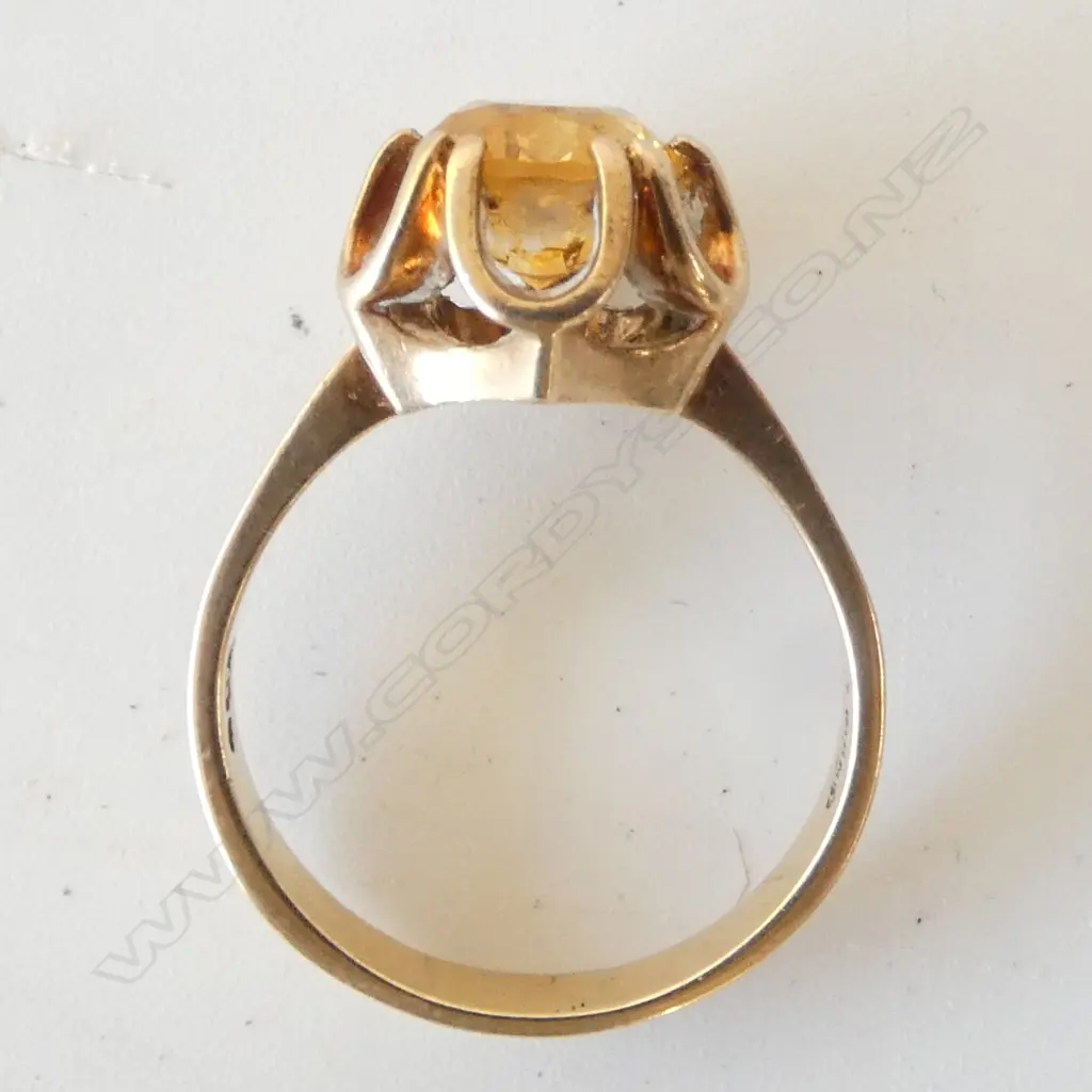 STYLISH 1970'S 9ct GOLD & CITRINE DRESS RING 4.64gms SIZE R 1/2 Image 1++