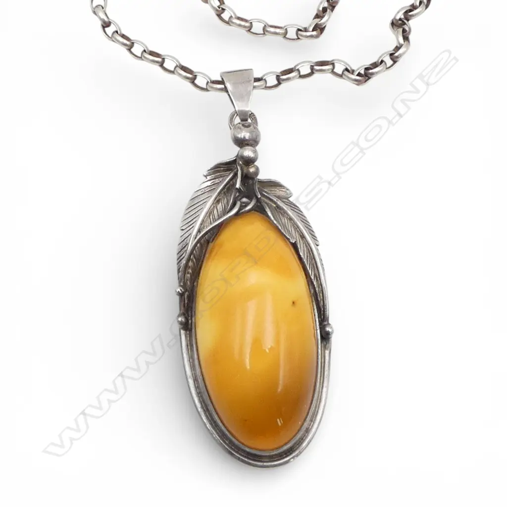 HANDCRAFTED SILVER & AMBER PENDANT on SILVER BELCHER LINK CHAIN Image 1++