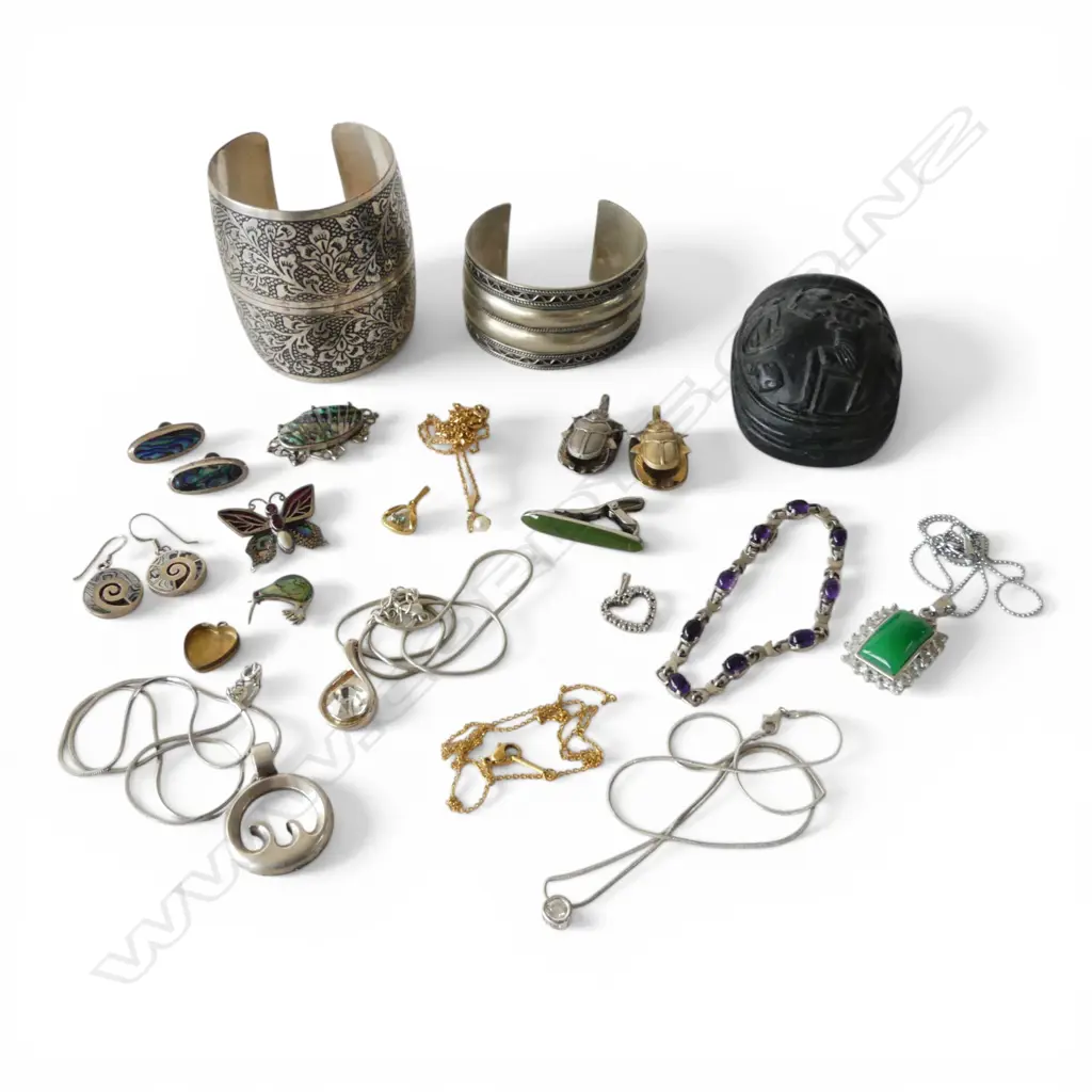 ASST. JEWELLERY, SOME STG - PLATED GOLD / 2 LG SILVER TONE CUFFS Image 1++