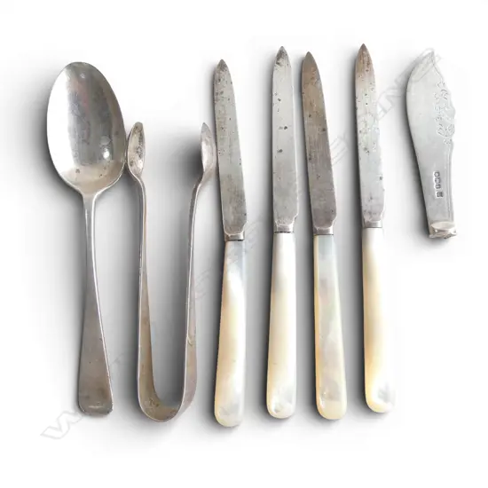 ASST. STG SILVER PCES; TONGS, SPOON, MOP KNIVES, etc 156gms TW