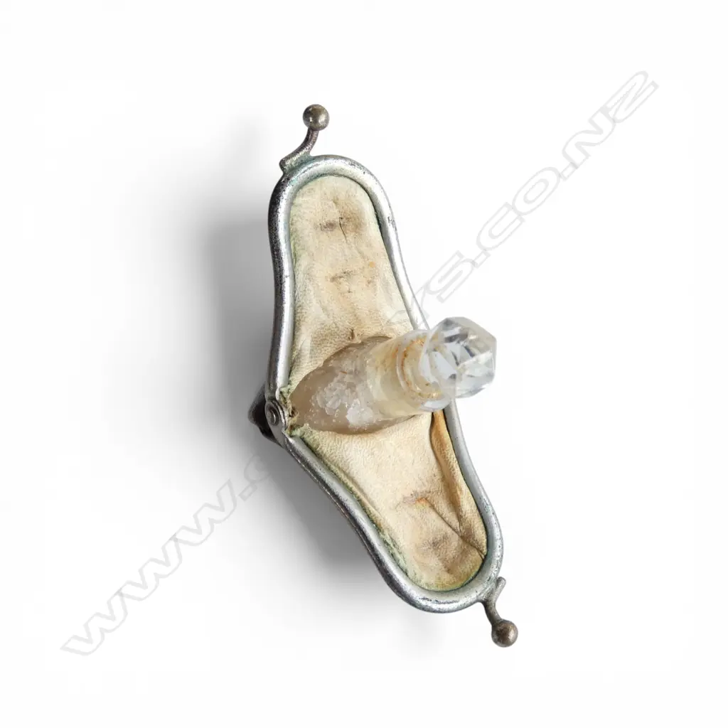 Silver page marker + enamelled & silver cross medallion + leather cased smelling salts mini bottle Image 1++