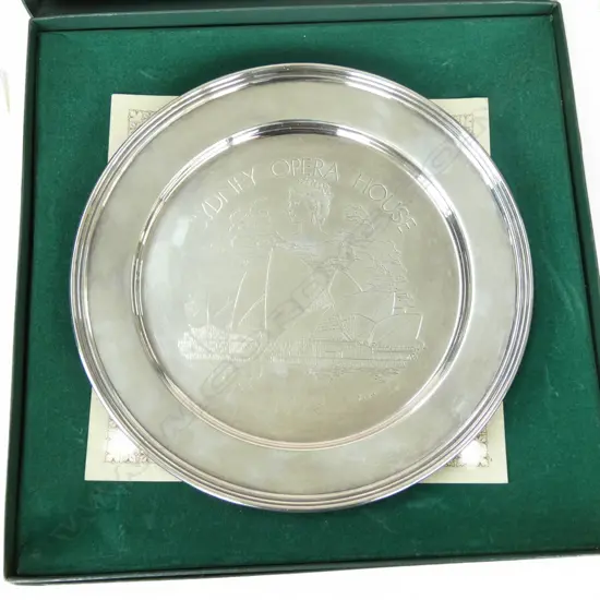 CASED STG SILVER 'SYDNEY OPERA HOUSE - 1973' COM. PLATE, Ed. 31/300, ROBERTS & DORE LTD, Dia.230mm, 376gms