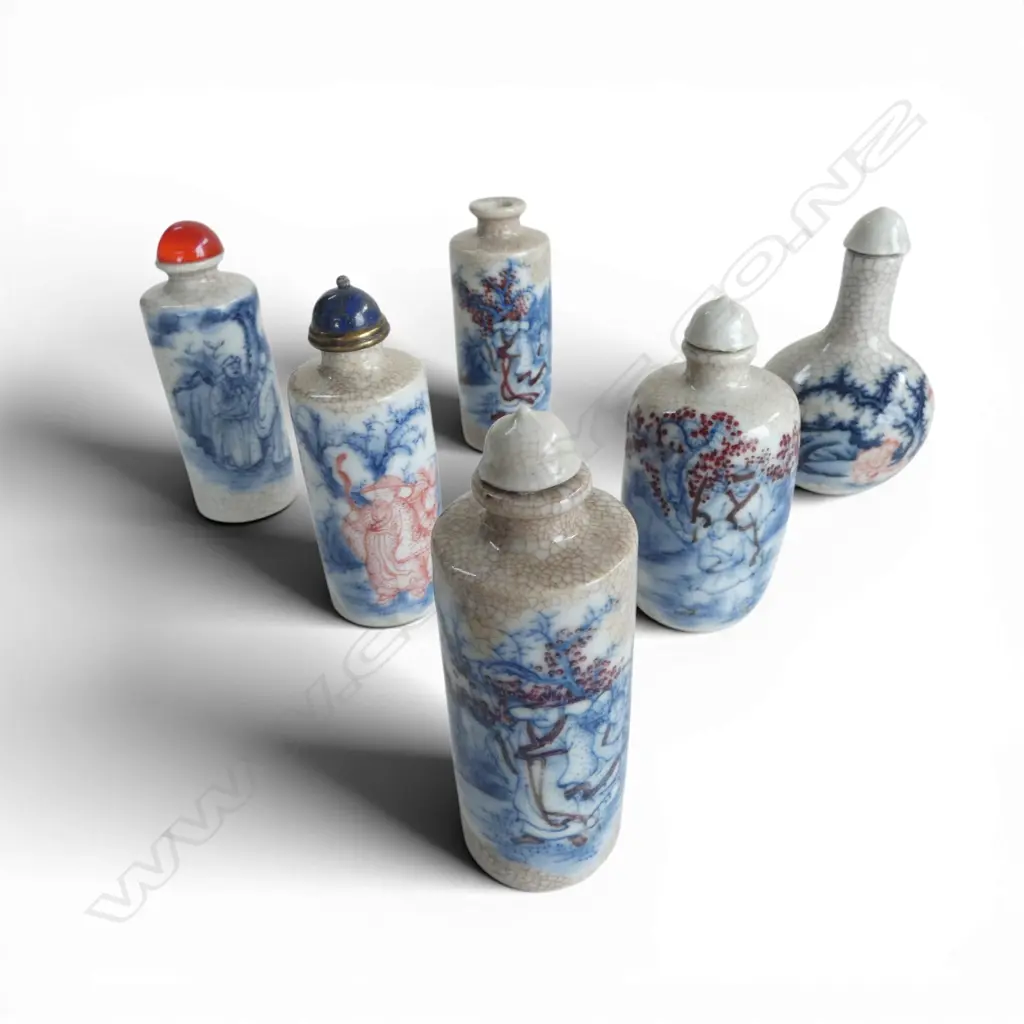 SIX CHINESE PORCELAIN SNUFF BOTTLES WITH CRACKLE GLAZE 80 MM (H) Image 1++