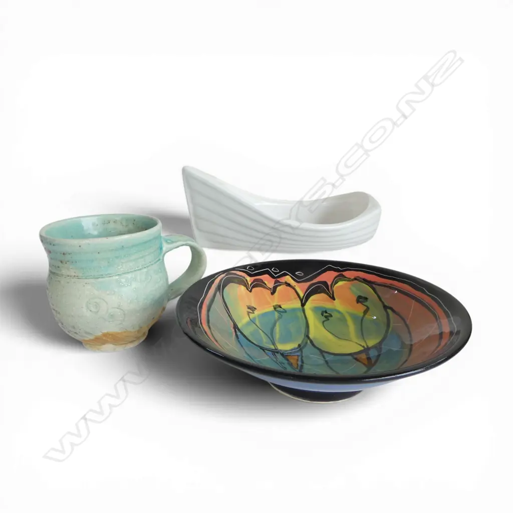 3 PCES OF N.Z. POTTERY Incl. ANDREW VAN DER PUTTEN BOWL etc Image 1++