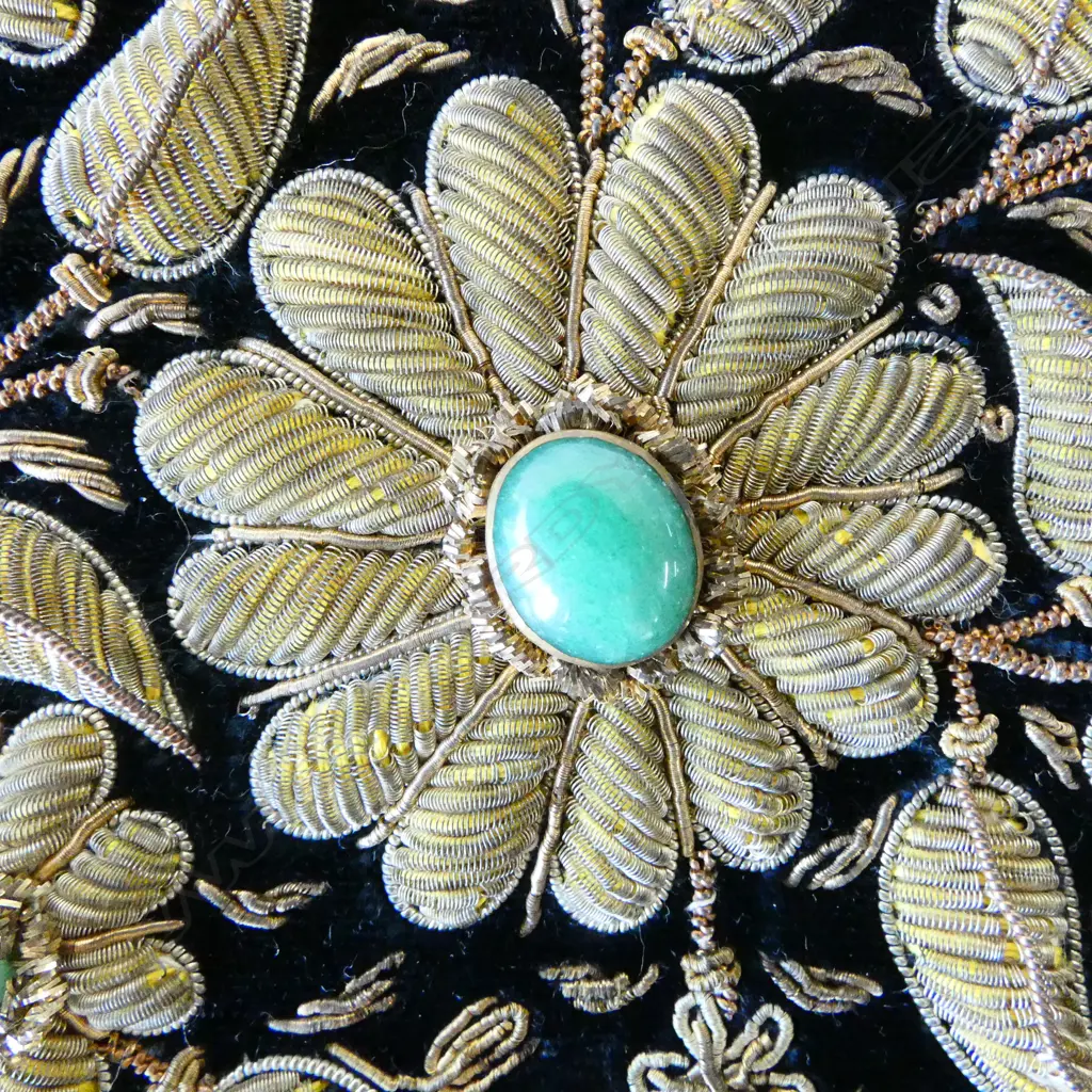 BLACK VELVET EVENING BAG w. GOLD THREAD EMBROIDERY W.205mm Image 1++