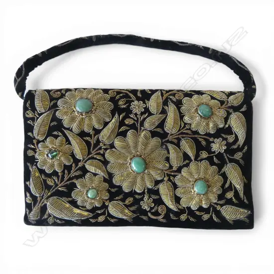 BLACK VELVET EVENING BAG w. GOLD THREAD EMBROIDERY W.205mm