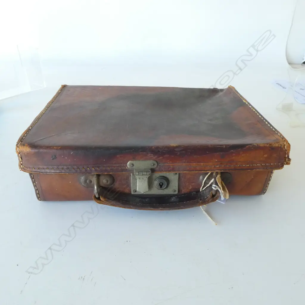 CASE OF OLD NZ & WORLD STAMPS some FDC's including Trans-Antarctic Crossing etc Image 1++