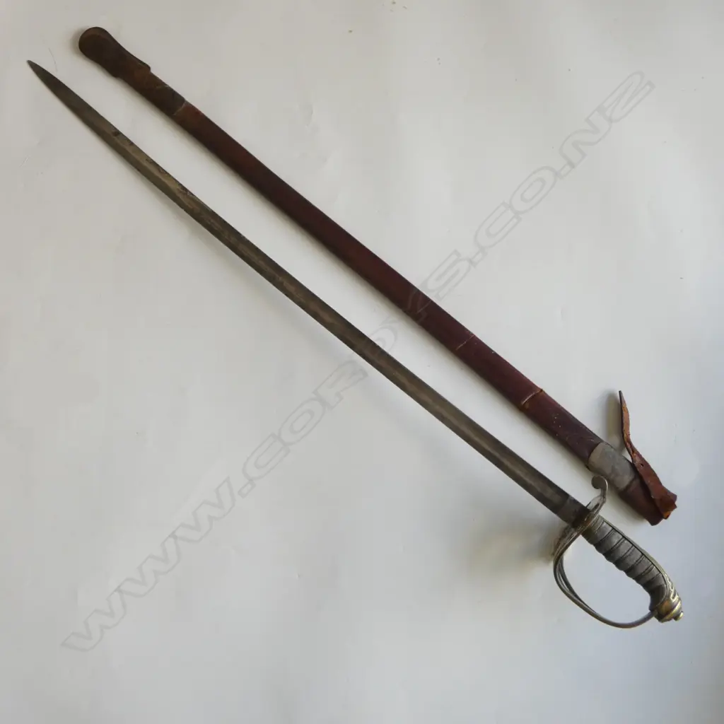 19thC VICTORIAN BRITISH PHILLIPS & SONS LONDON DRESS SWORD w. LEATHER SCABBARD L.1000mm Image 1++