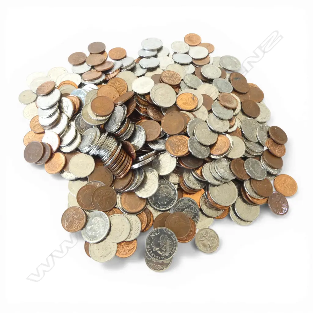 BAG OF NZ DECIMAL COINS Image 1++