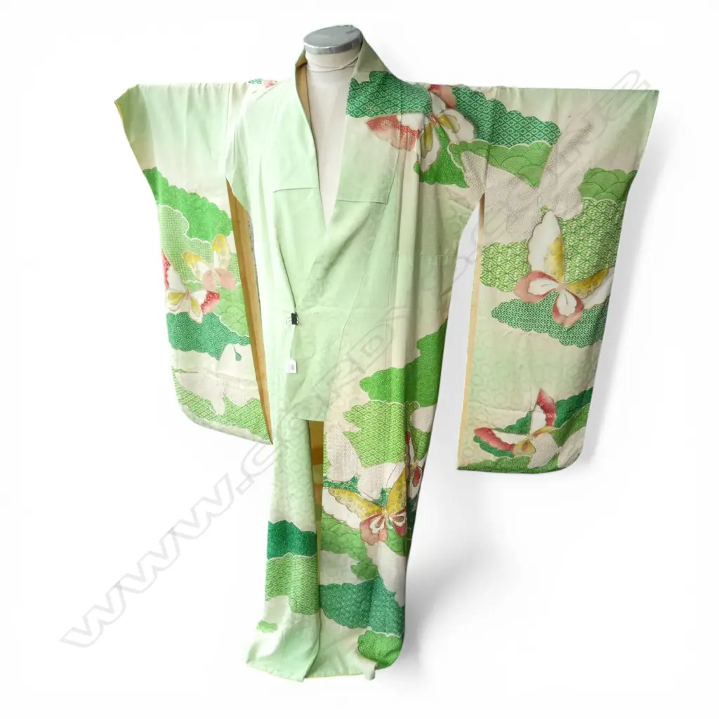 JAPANESE GREEN FLORAL KIMONO Image 1++