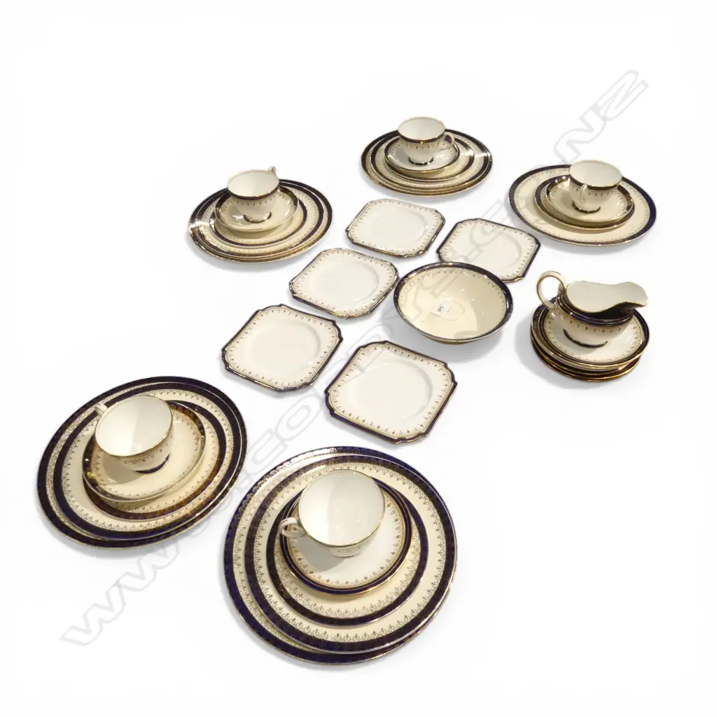 38PC ALFRED MEAKIN 'BLEU de ROI' DINNERSET Image 1++