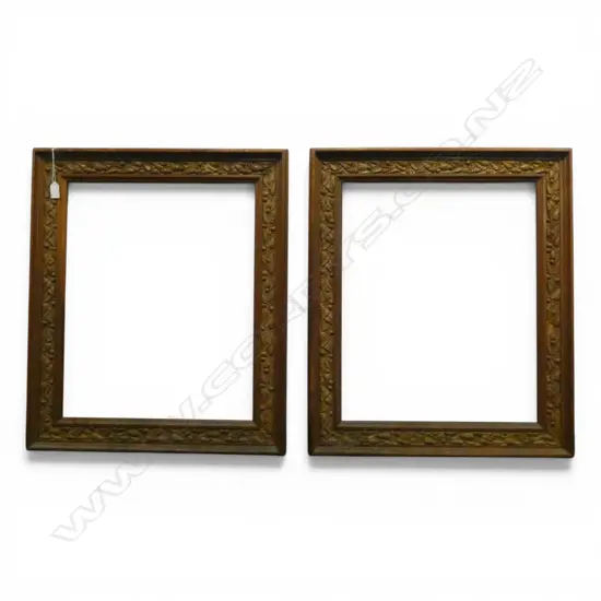 PR OF CARVED OAK PICTURE FRAMES H590 W710MM
