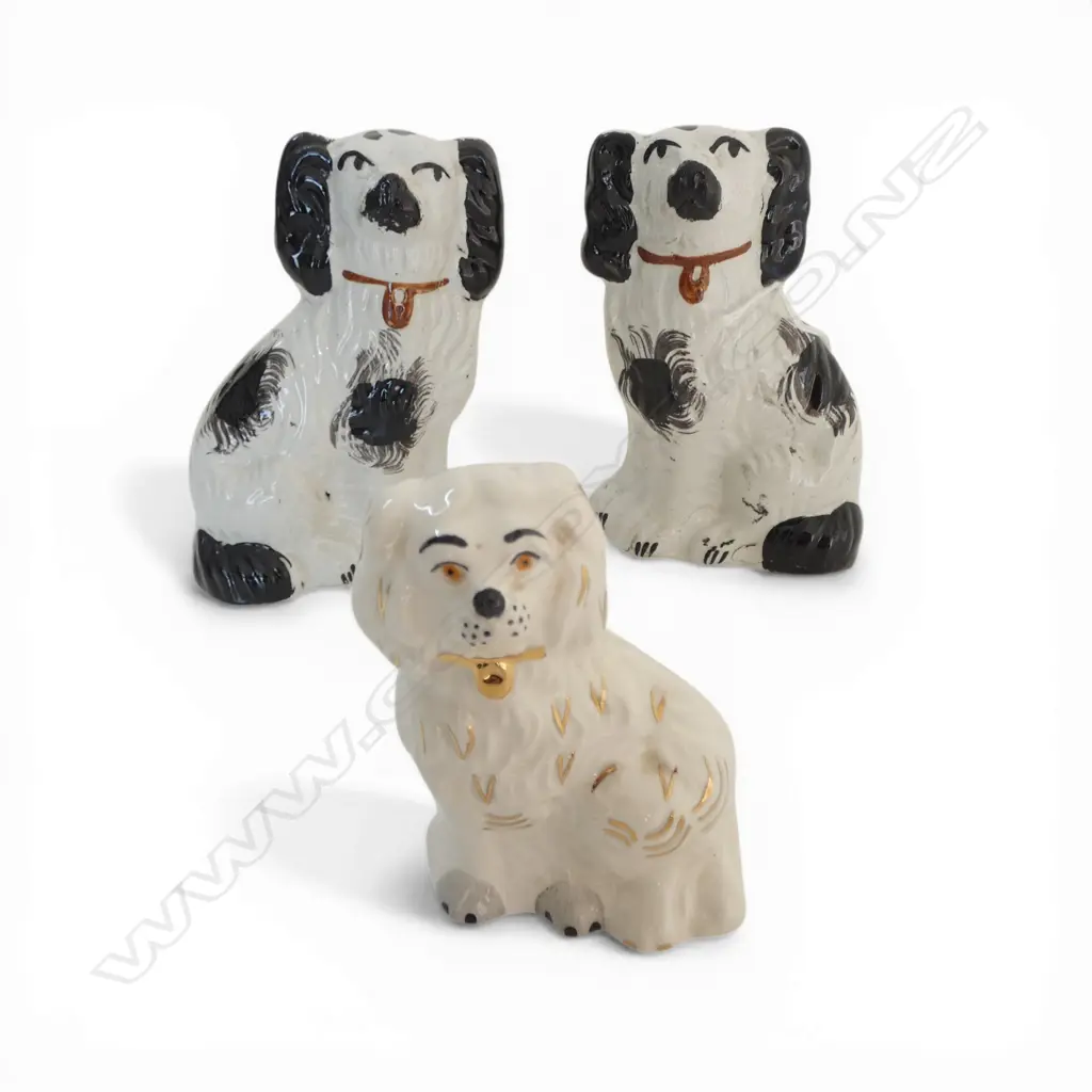 3 STAFFORDSHIRE STYLE MANTEL DOGS H.125 / 90mm Image 1++