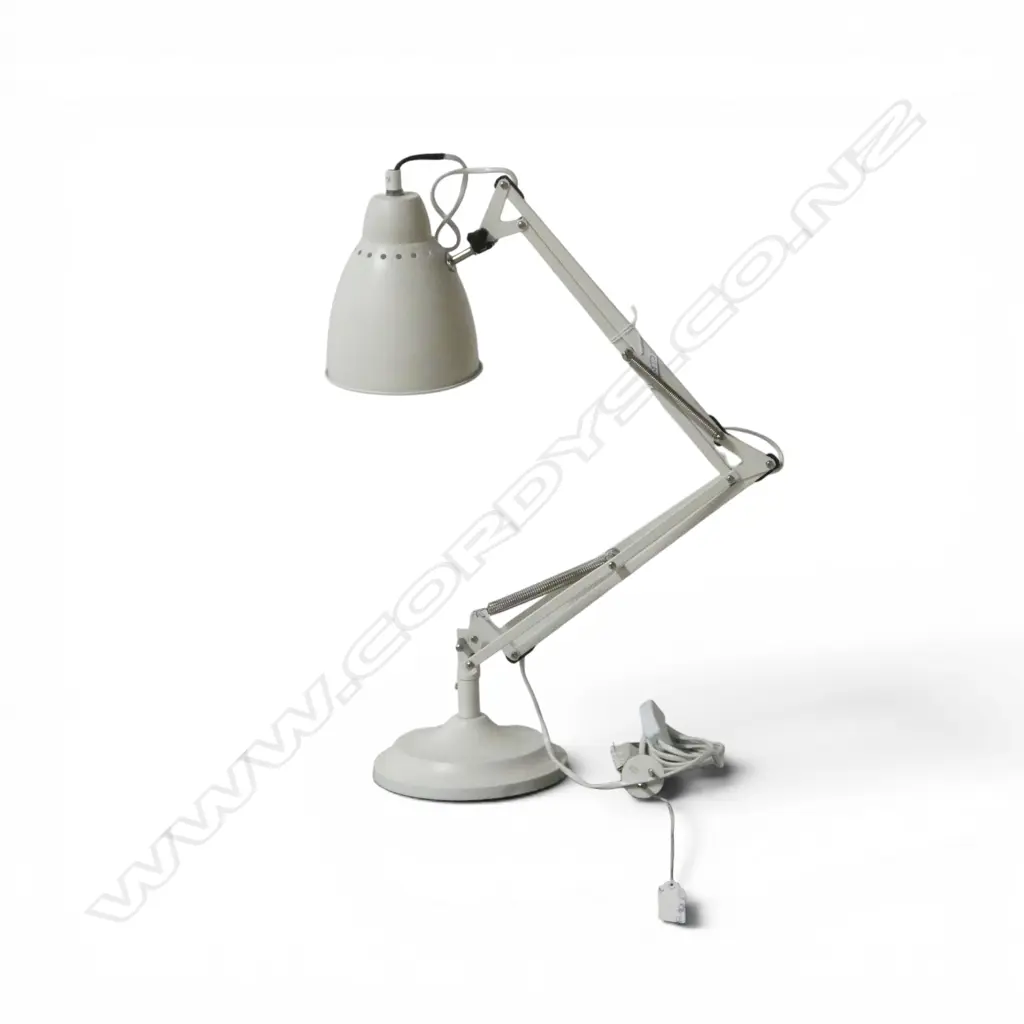 ANGLEPOISE LAMP  Image 1++