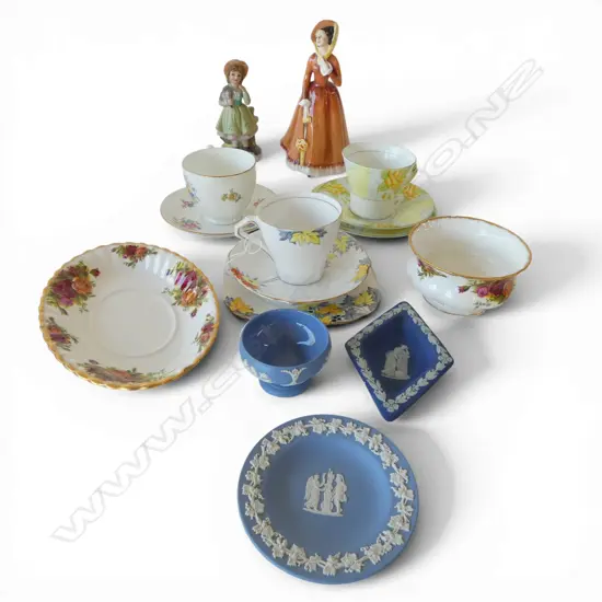 GROUP OF CHINA TRIOS, ADDERLEY CUP & SAUCER, WEDGEWOOD AND ROYAL ALBERT DISH AND BOW. TWO FIGURINES INCL. ROYAL DOULTON