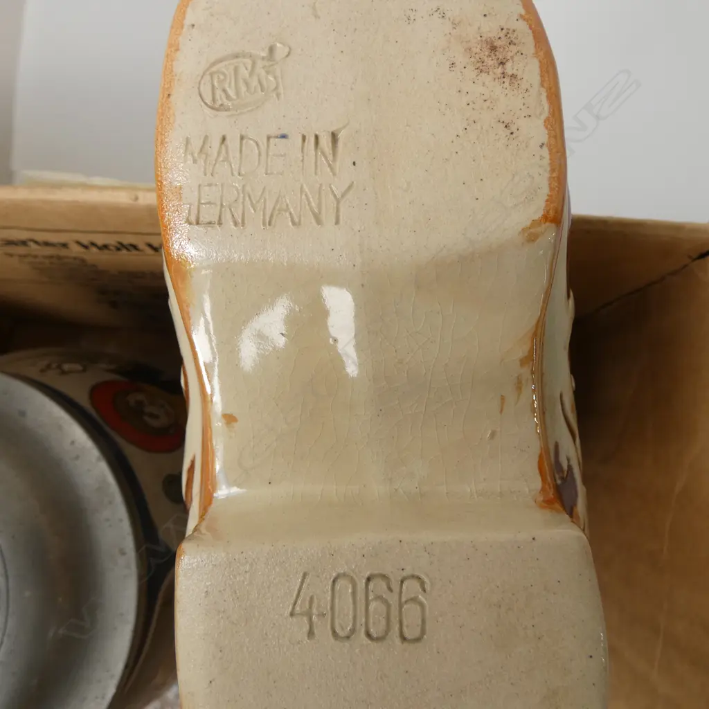 4 PCS; 2 PCS GERMAN STONEWARE, KOOKABURRA PLATE & ROYAL SWAN BOWL Image 1++