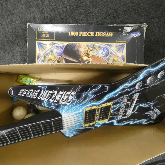 ASST. TOYS; LEGEND OF THE NILE JIGSAW, 'VICTORY' NZ CRAYON SET, 3 HOTWHEELS etc