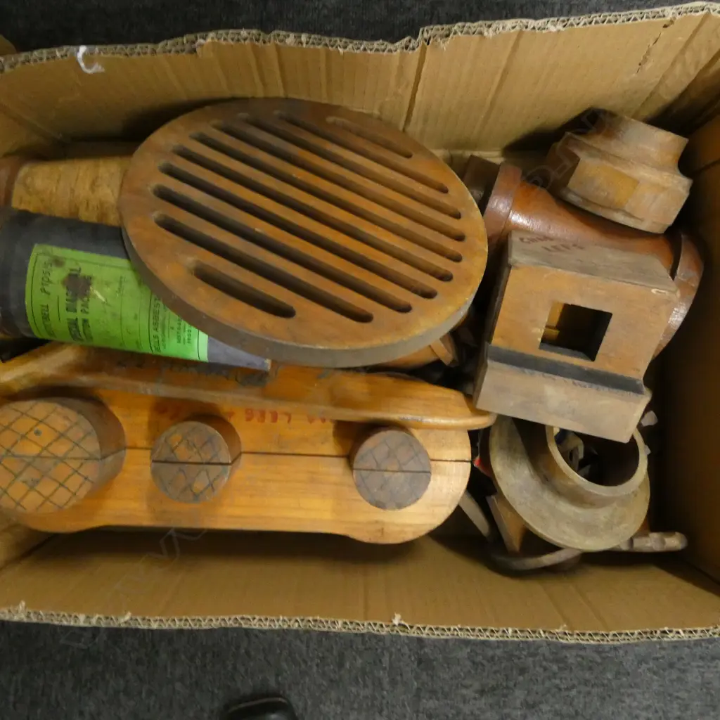 WOODEN ENGINEERING RAILWAY MOULDS Image 1++