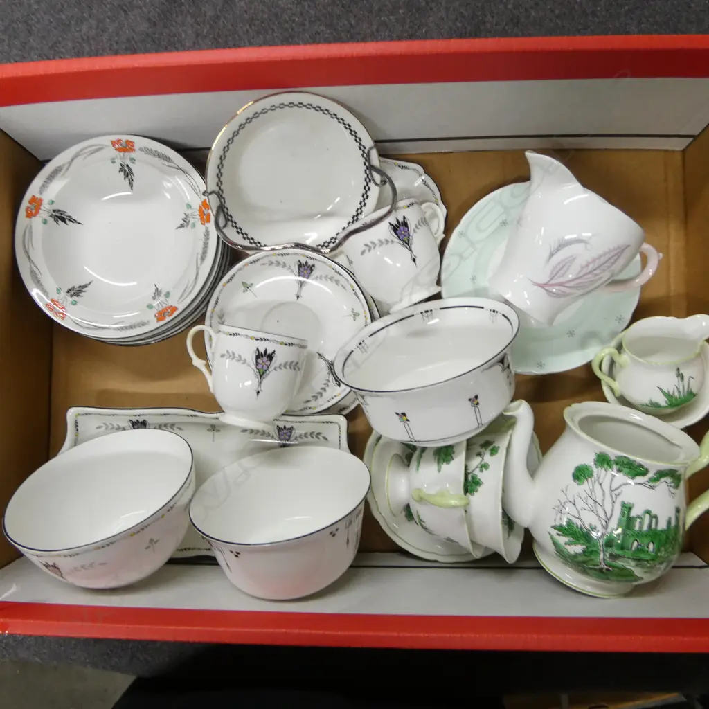 BOX OF SHELLEY CHINA PART TEASETS BOWLS ETC Image 1++