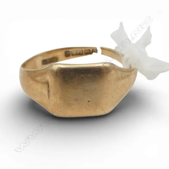 14ct GOLD SIGNET RING (faults split shank) 2.93gms SIZE T?