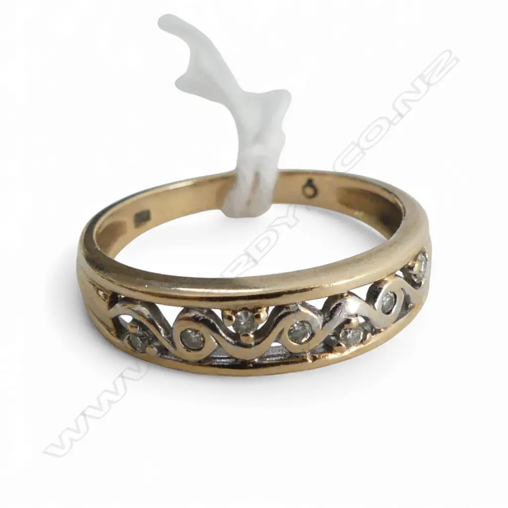 9CT DIAMOND RING SIZE P 2.3gms Image 1++