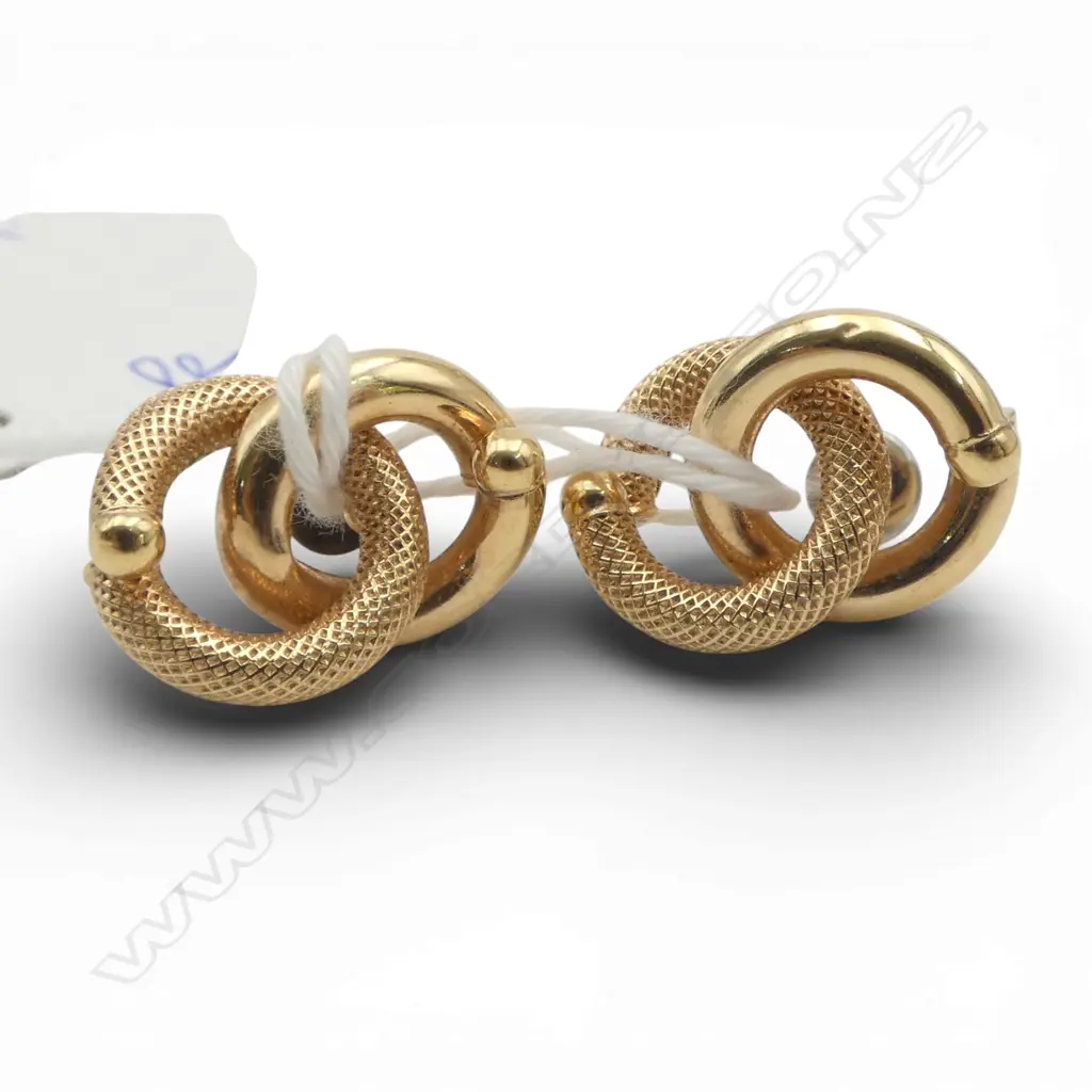 PR 9ct GOLD entwined cross-over circle EARRINGS. Italian by 'UNOAERRE' 2.83gms Image 1++