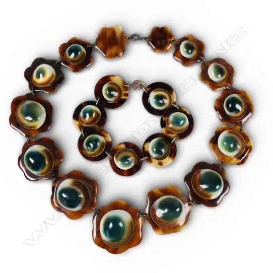 VINTAGE CATS EYE on TORTOISESHELL multi panelled NECKLACE & BRACELET SET