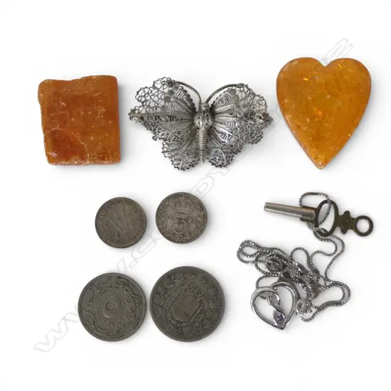 BAG ASST JEWELLERY: kauri gum + coins + filigree butterfly etc