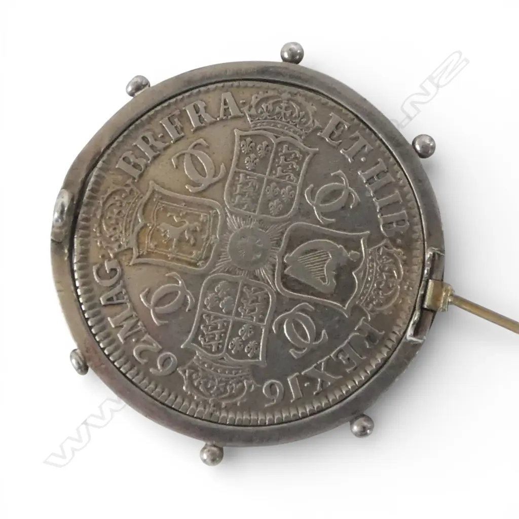 1662 CHARLES II CROWN COIN BROOCH 50mm dia 38gms Image 1++