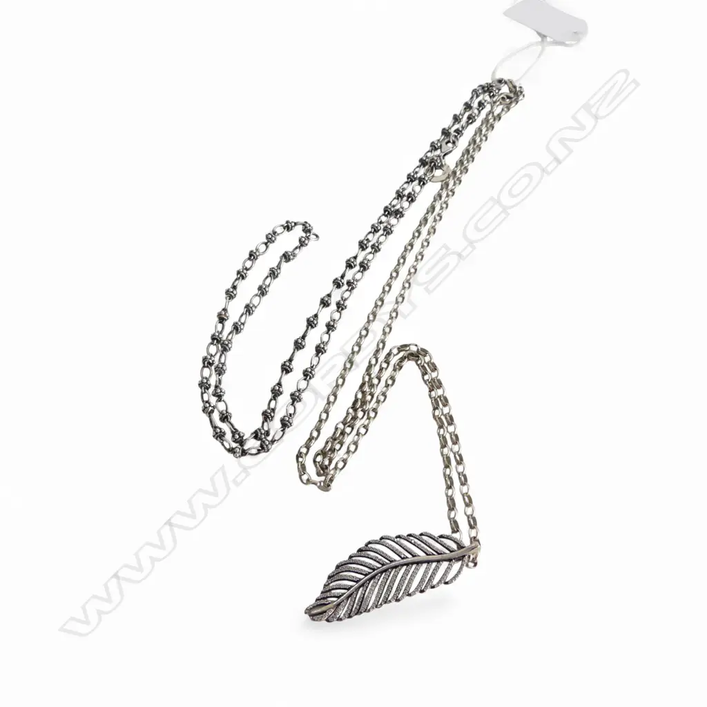 2 SILVER NECKLACES, 37gms Image 1++